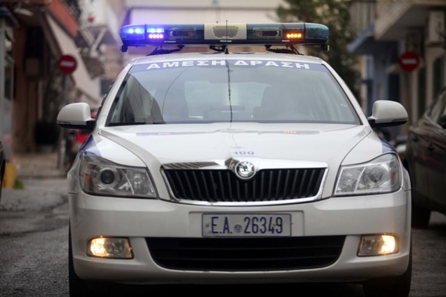 Ηλεία: Ληστεία με καλάσνικοφ στα ΕΛΤΑ Λεχαινών - Συναγερμός και στην Αχαϊα