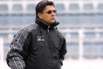 Στο πένθος βυθίστηκε το Αίγιο - "'Εφυγε" από τη ζωή σε ηλικία 58 ετών ο παλαίμαχος ποδοσφαιριστής Χρήστος Πετρινιώτης