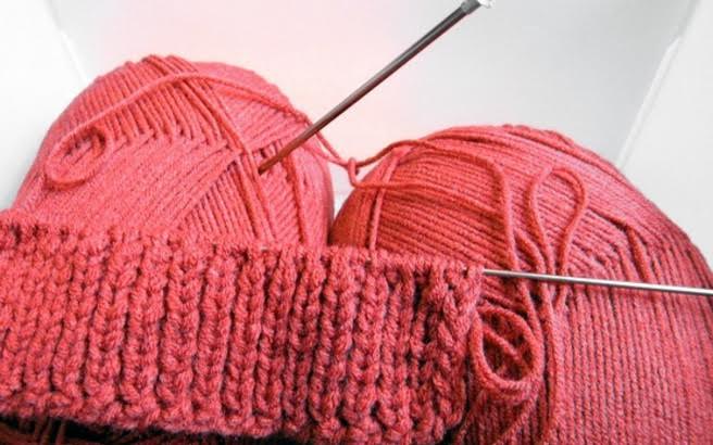 Αίγιο: Ξεκίνησαν τα εργαστήρια πλεκτικής από τη ΔΗ.Κ.ΕΠ.Α