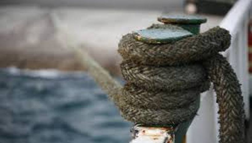 Τραυματισμός καπετάνιου ρυμουλκού μετά από πτώση!