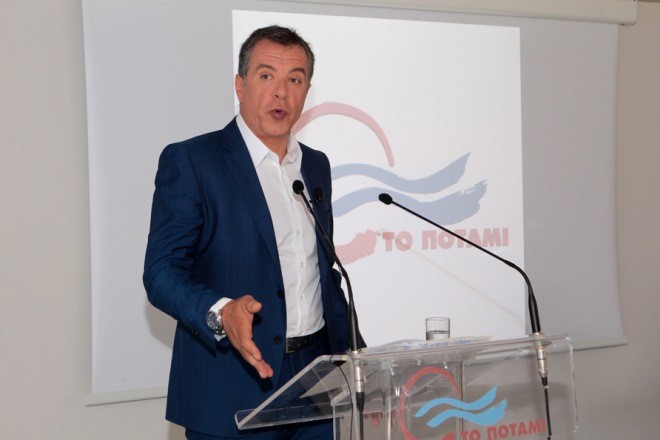 Θεοδωράκης: Ο Τσίπρας να ζητήσει συγνώμη από τους εξαπατημένους πολίτες