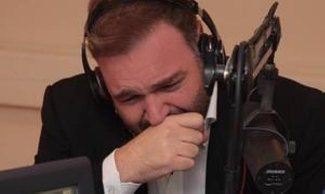 Θύμα ληστείας "έπεσε" ο Μάκης Πουνέντης - ΒΙΝΤΕΟ