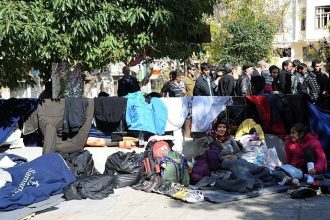 "Έλληνες πληρώνουν πρόσφυγες 10 ευρώ για σεξ"