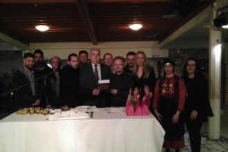 Σαγέικα: Βράβευσαν τον γιατρό Τάσο Γιακουμή - ΔΕΙΤΕ ΦΩΤΟΓΡΑΦΙΕΣ