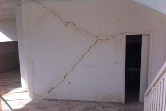 Στους δρόμους ξενύχτησαν οι κάτοικοι στα Κρέστενα - Μικρές ζημιές σε σπίτια - Συνεχίζεται η μετασεισμική δραστηριότητα - ΦΩΤΟ και ΒΙΝΤΕΟ