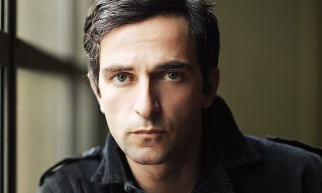 Άρης Σερβετάλης: «Μετά το ''Είσαι το Ταίρι Μου'', στράφηκα στον Θεό»