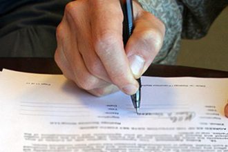Δυτική Ελλάδα: Συνεχίζουν την αποχή οι συμβολαιογράφοι - Δεν διενεργούνται σήμερα πλειστηριασμοί