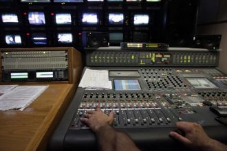 Τέσσερις τηλεοπτικές άδειες εισηγείται για την Ελλάδα το Πανεπιστήμιο της Φλωρεντίας