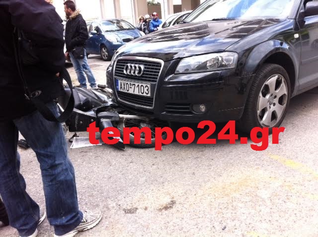 Πάτρα: Σύγκρουση αυτοκινήτου με δίκυκλο-Ένας τραυματίας στην διασταύρωση καρμανιόλα Μαιζώνος και Βορείου Ηπείρου - ΦΩΤΟΓΡΑΦΙΕΣ και ΒΙΝΤΕΟ