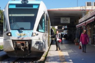 Τέσσερα λιμάνια και τρεις νομούς θα ενώσει η σιδηροδρομική σύνδεση Πάτρα - Πύργος - Καλαμάτα, με κόστος πάνω από 600 εκατομμύρια ευρώ