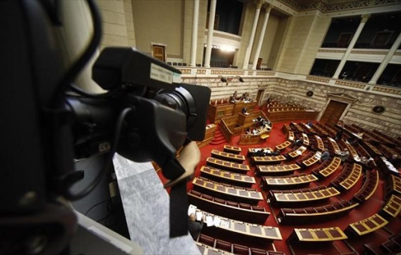 Ψηφίστηκε το "παράλληλο πρόγραμμα"