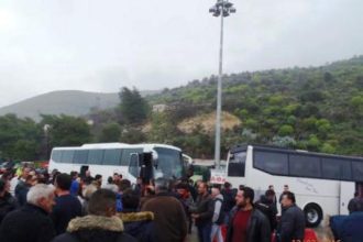 Οι αγρότες από Αιγιάλεια και Κάτω Αχαΐα επί ώρες μπλοκαρισμένοι στην εθνική για Αθήνα - ΦΩΤΟΓΡΑΦΙΕΣ