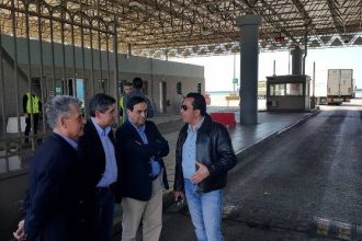 Πάτρα: Συνεργασία Περιφέρειας Δυτικής Ελλάδας, ΟΛΠΑ και Λιμενικού για την "οχύρωση" του λιμανιού - ΔΕΙΤΕ ΦΩΤΟΓΡΑΦΙΕΣ