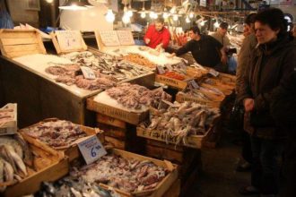 ΕΦΕΤ: Συμβουλές για την αγορά Σαρακοστιανών