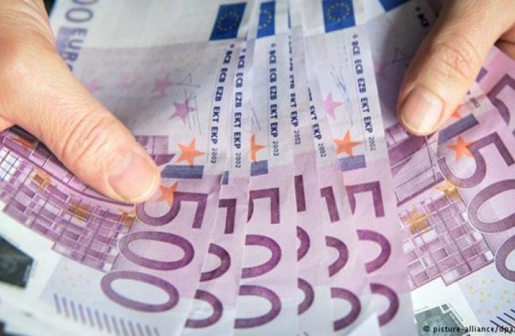 Nέες οδηγίες για το «σπάσιμο» των 500ευρων