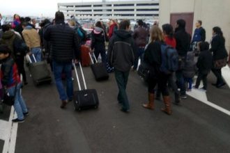 Ασφαλείς επιστρέφουν από τις Βρυξέλλες οι Έλληνες μαθητές