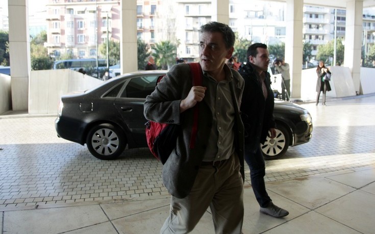 Ολοκληρώθηκε η συνάντηση Τσακαλώτου – Χουλιαράκη με τους θεσμούς