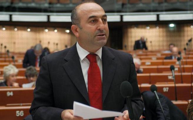 Μεβλούτ Τσαβούσογλου: Δεν θα επιστραφούν μετανάστες σε εμπόλεμες ζώνες