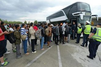 Δυτ. Ελλάδα: Έρχονται τα πρώτα λεωφορεία με 300 Σύριους πρόσφυγες