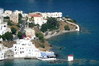 Καταγγελία σοκ: Σε ψυγεία παγωτών βάζουν τα πτώματα των προσφύγων