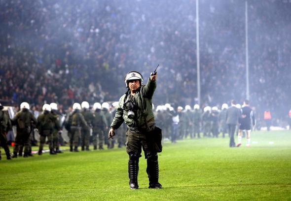 Η στιγμή της διακοπής στην Τούμπα - ΒΙΝΤΕΟ