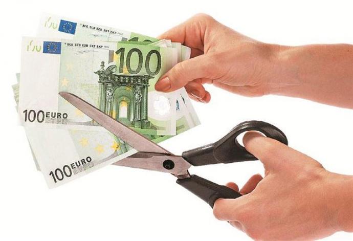 Ε.Ε: Χαμηλότεροι μισθοί και συντάξεις για τις γυναίκες το 2015