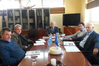 Δυτική Αχαΐα: Συνάντηση του Δημάρχου Χρήστου Νικολάου με τους επικεφαλής των παρατάξεων της αντιπολίτευσης