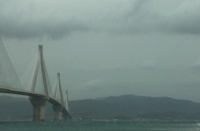 Δυτ. Ελλάδα: Με σκόνη και σύννεφα έρχεται η άνοιξη