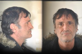 Αυτός είναι ο 44χρονος που βασάνιζε και βίαζε τους γιους της πρώην συντρόφου του
