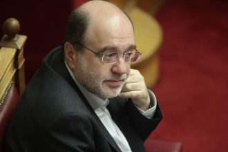 Κορυφώνονται αύριο οι εκδηλώσεις για την 25η Μαρτίου – Στα Καλάβρυτα ο Τρύφων Αλεξιάδης