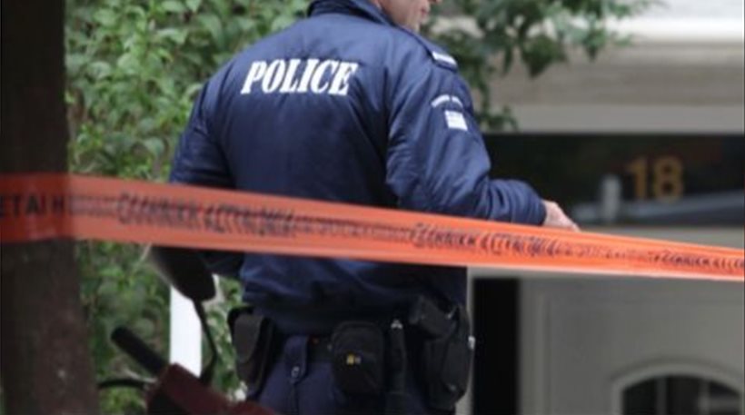 Την έδεσαν και την λήστεψαν μέσα στο σπίτι της!