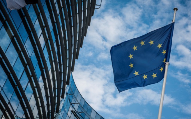 Κομισιόν: Μικρή, αλλά ενθαρρυντική η μείωση των αφίξεων μεταναστών στην Ελλάδα