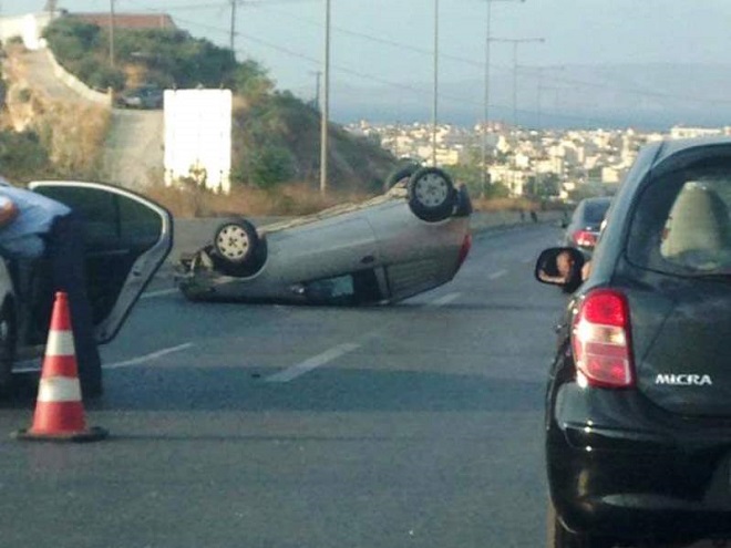 Πάτρα: Ι.Χ. ήρθε... τούμπα σε κλειστή στροφή της Ελ. Βενιζέλου