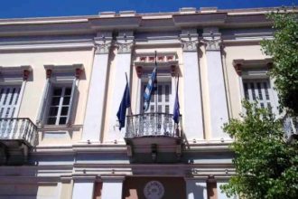 Πάτρα: "Ανοίγει" σήμερα η διαδικασία αιτήσεων για απαλλαγή και μείωση στα Δημοτικά Τέλη - Τα δικαιολογητικά και οι δικαιούχοι