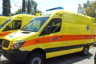 Στάση εργασίας στο ΕΚΑΒ