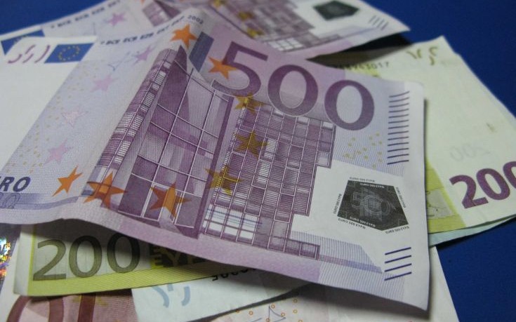 Λιμενικός παρέδωσε τσάντα με 22.000 ευρώ
