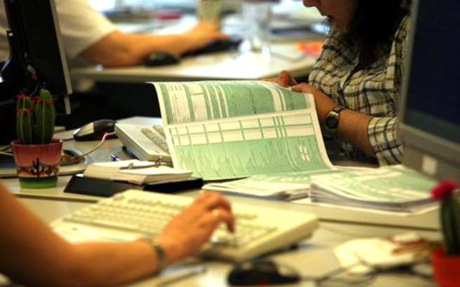 Σε αποχή διαρκείας οι λογιστές μόλις ανοίξει το Taxis