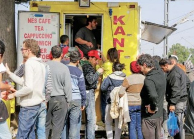 Χρυσές δουλειές στις καντίνες της Ειδομένης