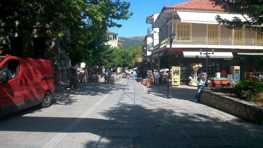 Ίδρυση Αρχειακής Συλλογής στα Καλάβρυτα