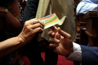 Δυτική Ελλάδα: Ενεργοποιείται σήμερα η κάρτα αλληλεγγύης