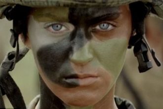 Γυναίκα κομάντο από το Καστελόριζο αποδεικνύει γιατί ακόμη μπορούμε να ελπίζουμε