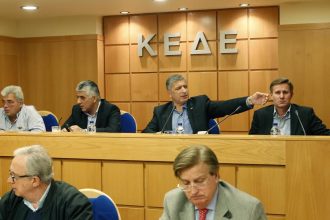 Εκτακτη συνεδρίαση της ΚΕΔΕ για το προσφυγικό παρουσία Μουζάλα