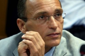 Ένταλμα σύλληψης κατά του Λεωνίδα Μπόμπολα