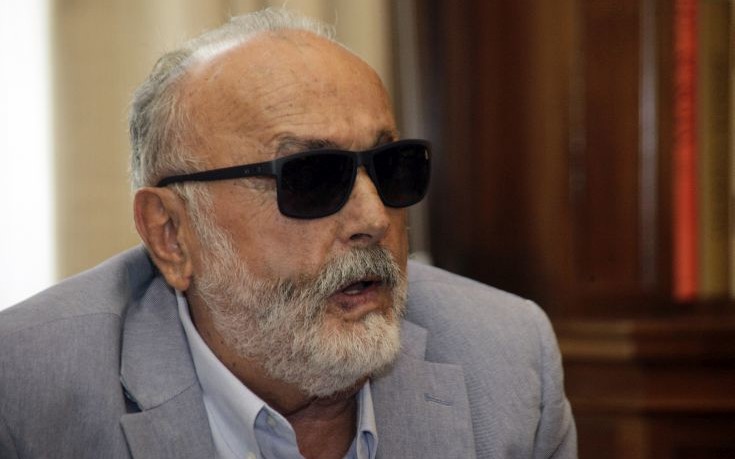 Π. Κουρουμπλής: «Αντίχριστος» ο ιερέας που δεν θέλει τους πρόσφυγες