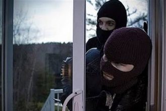 Ηλεία: Διαρρήκτες "χτύπησαν" δυο επιχειρήσεις στο πι και φι