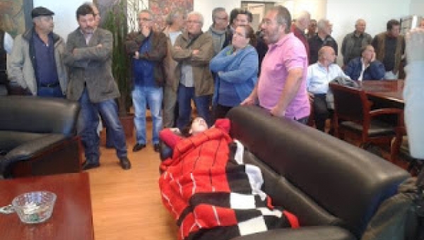 Πάτρα: "Εφυγε" η Μαρία Πουλκουρτζή - Ο πατέρας της τετραπληγικής κοπέλας είχε συγκλονίσει το Πανελλήνιο με τον τιτάνιο αγώνα του!