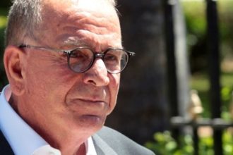 Ελλάδα Επίσκεψη στους πρόσφυγες Μουζάλας από Πειραιά: Πρέπει να μπούμε σε ένα «πρωτάθλημα» αλληλεγγύης