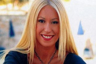 Η Μαρία Μπακοδήμου πρώτη φορά σε δημόσια εμφάνιση με τον 16χρονο γιο της - ΦΩΤΟΓΡΑΦΙΑ