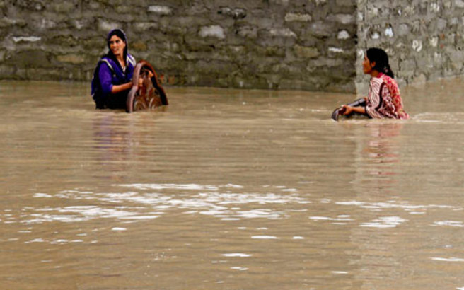 Δεκάδες νεκροί από τις βροχές στο Πακιστάν