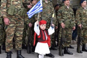 Οι καλύτερες φωτογραφίες της Παρέλασης στην Πάτρα για την 25η Μαρτίου - Η πόλη τίμησε την Εθνική Επέτειο - Συγκίνηση και όμορφα στιγμιότυπα